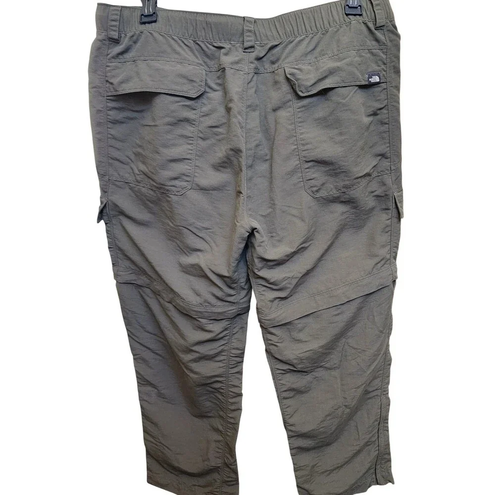 The North Face Convertible Cargo Pants Size XL Short Army Green Nylon
